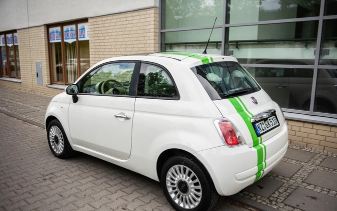 Fiat 500 cena 18900 przebieg: 157000, rok produkcji 2009 z Szczecin małe 529